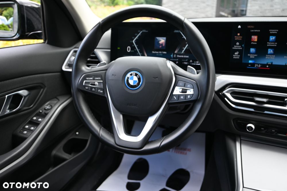 BMW Seria 3 320e Sport Line - 27