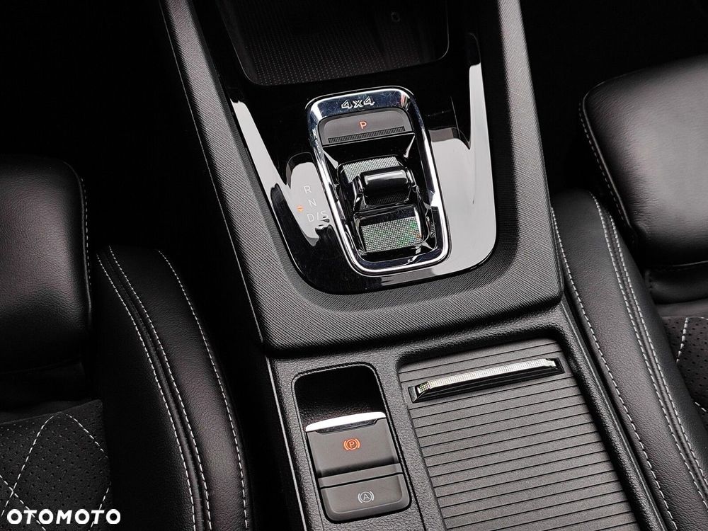 Skoda Octavia 2.0 TDI 4x4 RS DSG - 24