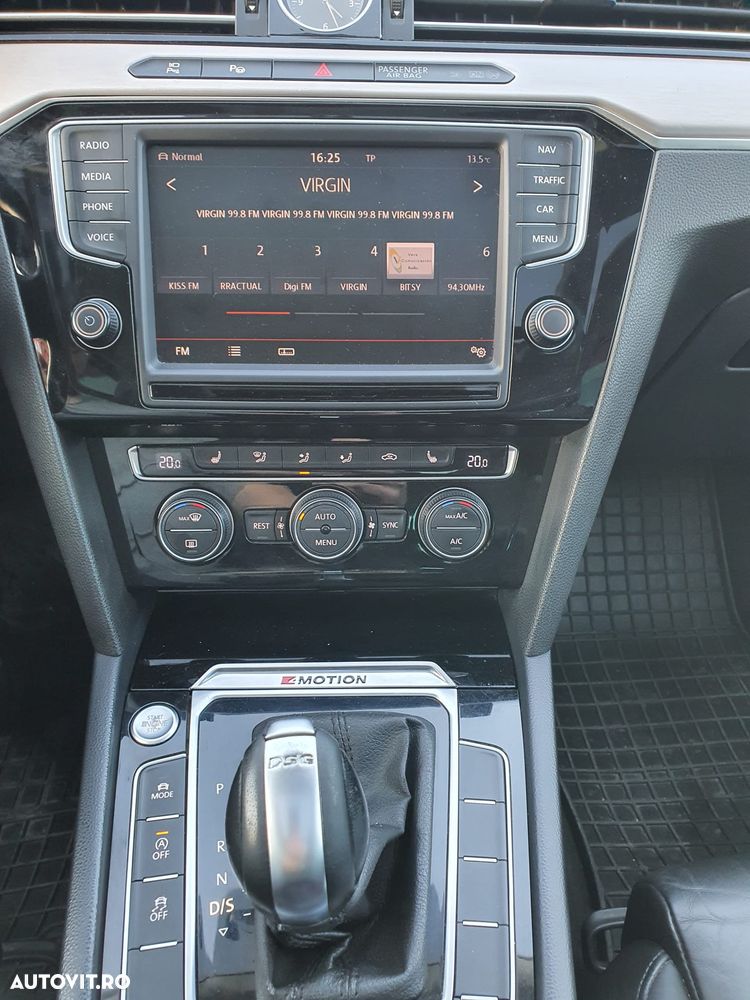 Volkswagen Passat - 13