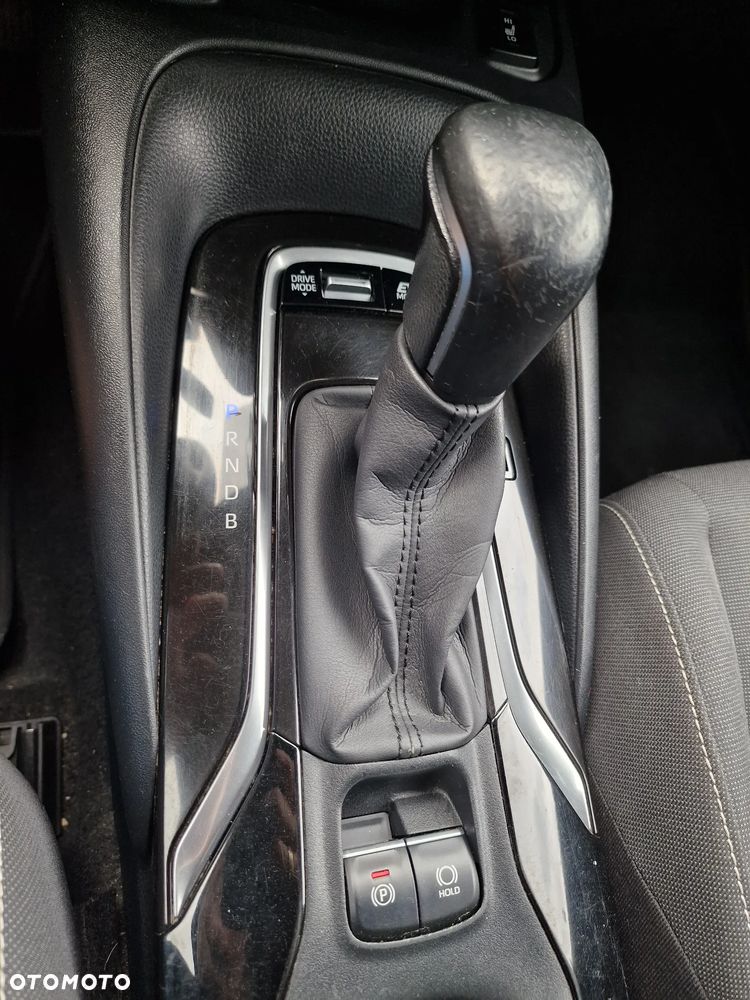 Toyota Corolla 1.8 Hybrid Comfort - 25