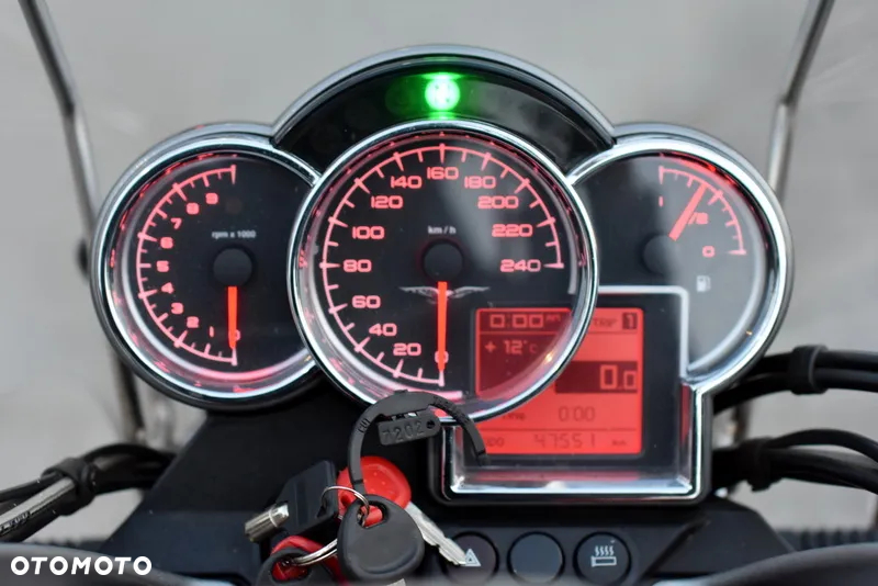 Moto Guzzi Breva - 32