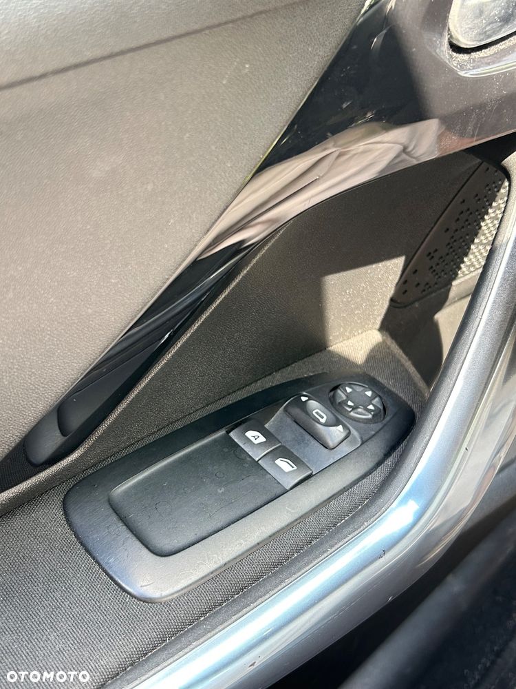 Peugeot 208 1.2 VTi Active Pack - 6