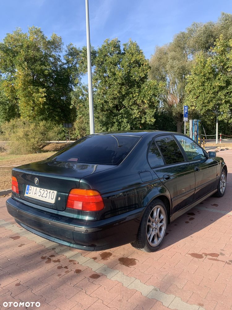 BMW Seria 5 - 10