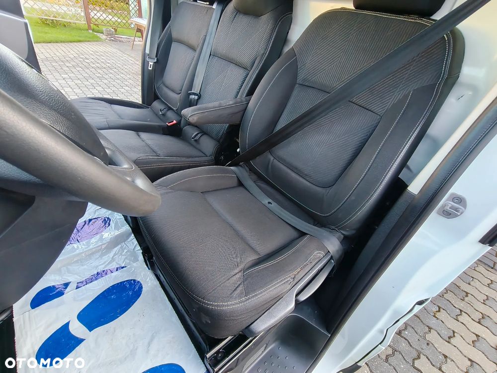 Renault TRAFIC - 23