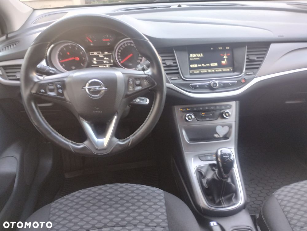 Opel Astra 1.4 T Dynamic - 10