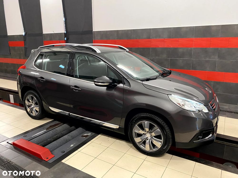 Peugeot 2008 1.6 VTi Allure - 9
