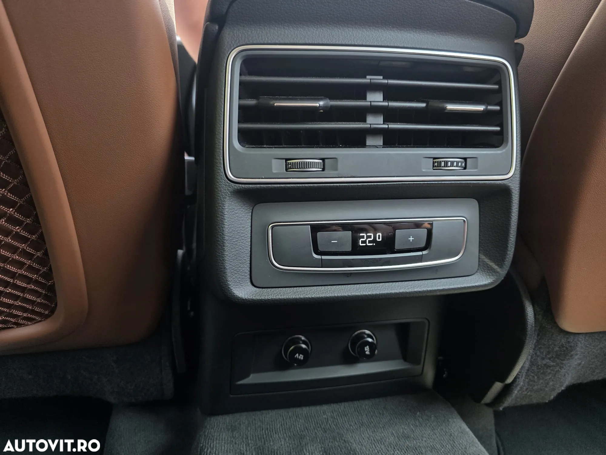 Audi Q7 55 TFSI e quattro Tiptronic PHEV Basic - 28