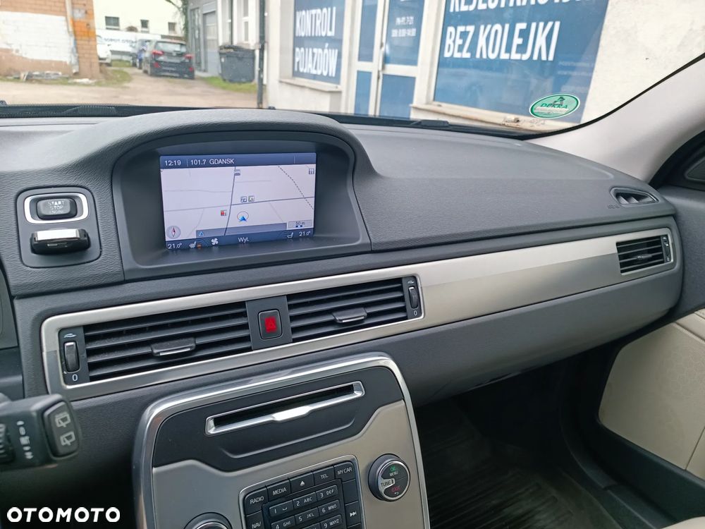 Volvo V70 T4 Powershift Summum - 18