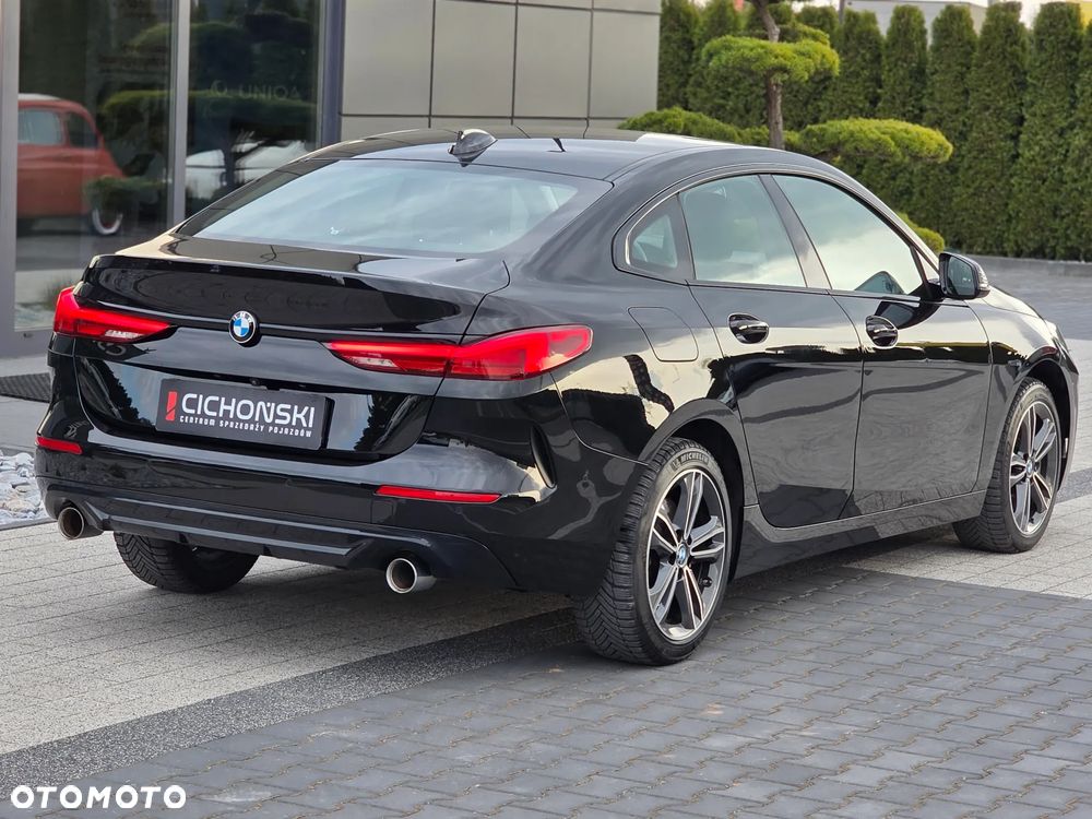 BMW Seria 2 220d xDrive Sport Line sport - 29