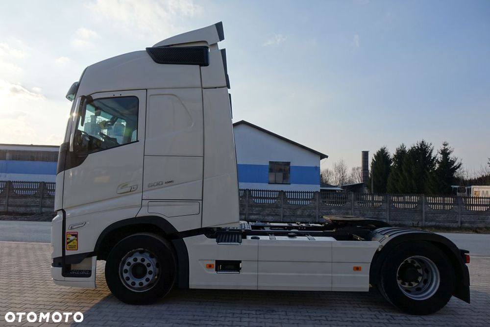 Volvo FH 500 GLOBETROTTER / I-SAVE / STANDARD / AUTOMAT / EURO 6 / KLIMATYZACJA POSTOJOWA / LODÓWKA / LED / NAVI / 2 ZBIORNIKI - 8