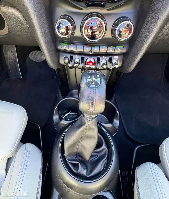 MINI Cabrio Cooper D Auto - 14
