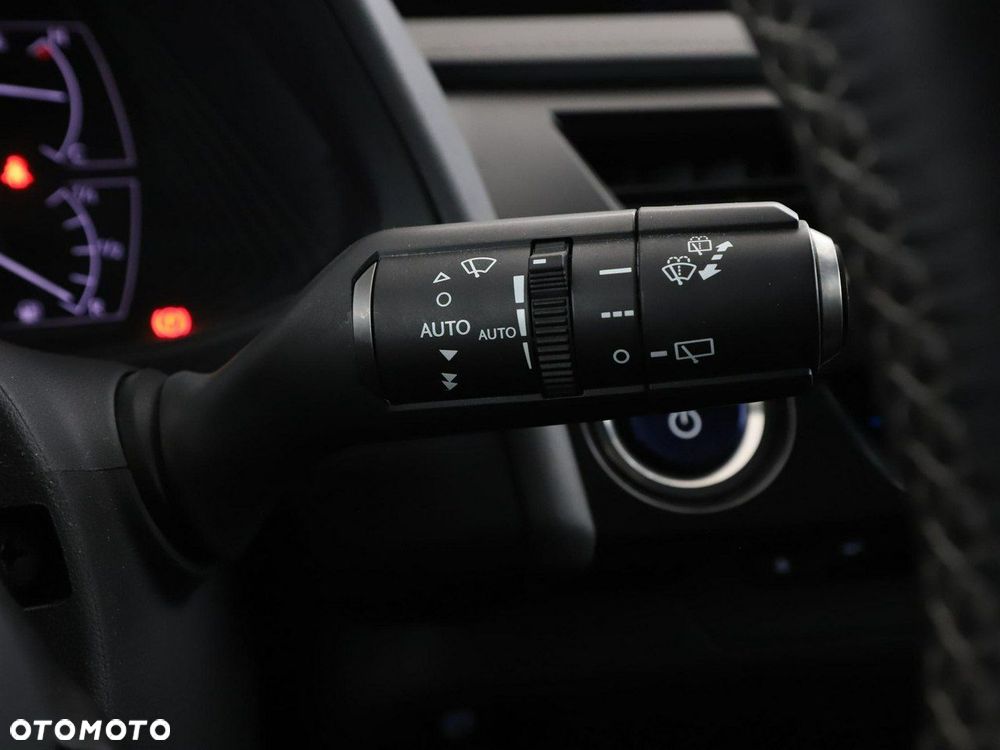 Lexus UX 250h GPF Business 2WD - 34