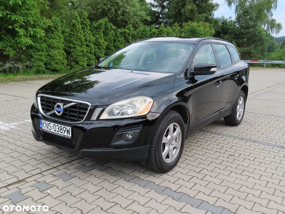 Volvo XC 60 2.4D Momentum - 1