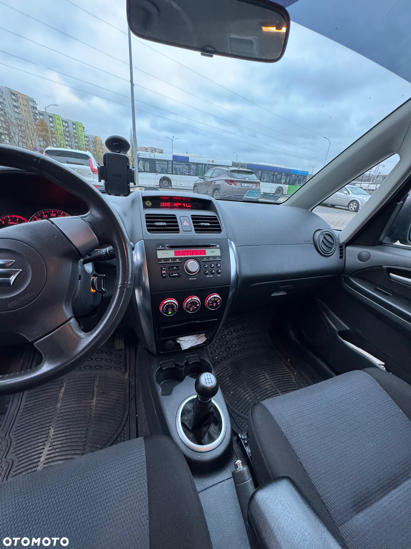 Suzuki SX4 1.6 GS / Premium - 13