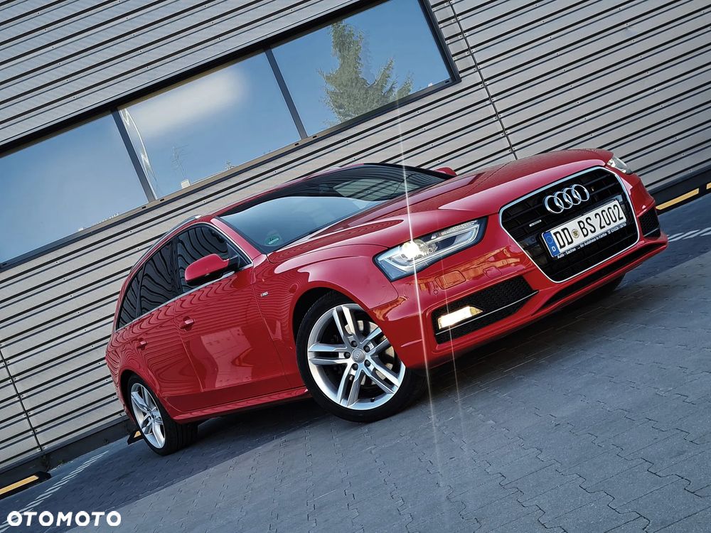 Audi A4 Avant 2.0 TDI DPF clean diesel quattro S line Sportpaket - 4