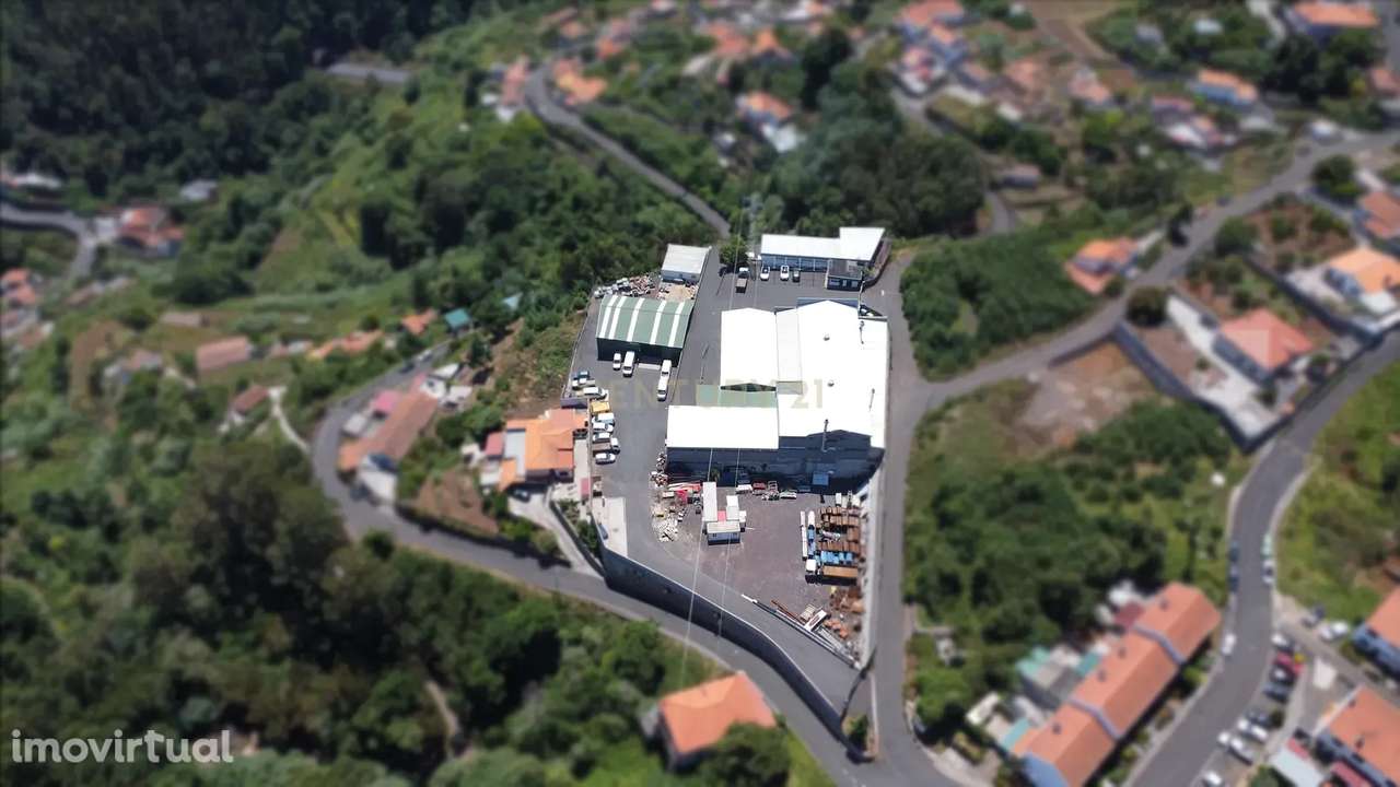 Armazéns/ Escritórios - Camacha - Ilha da Madeira - Grande imagem: 2/25