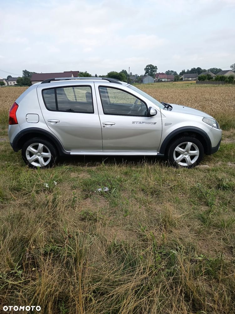 Dacia Sandero Stepway - 16