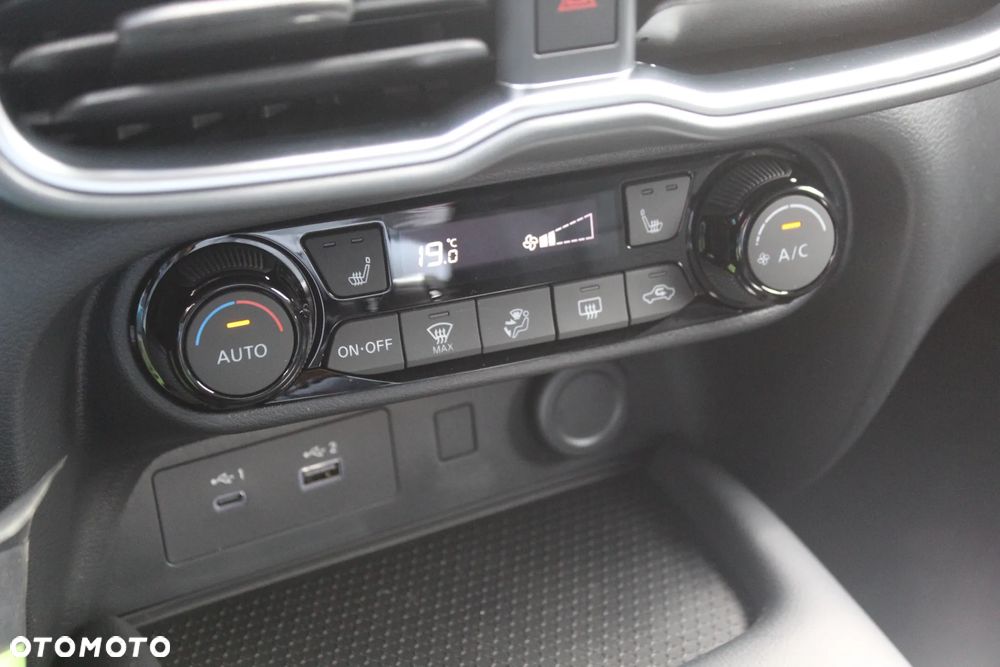 Nissan Juke 1.0 DIG-T Acenta DCT - 19