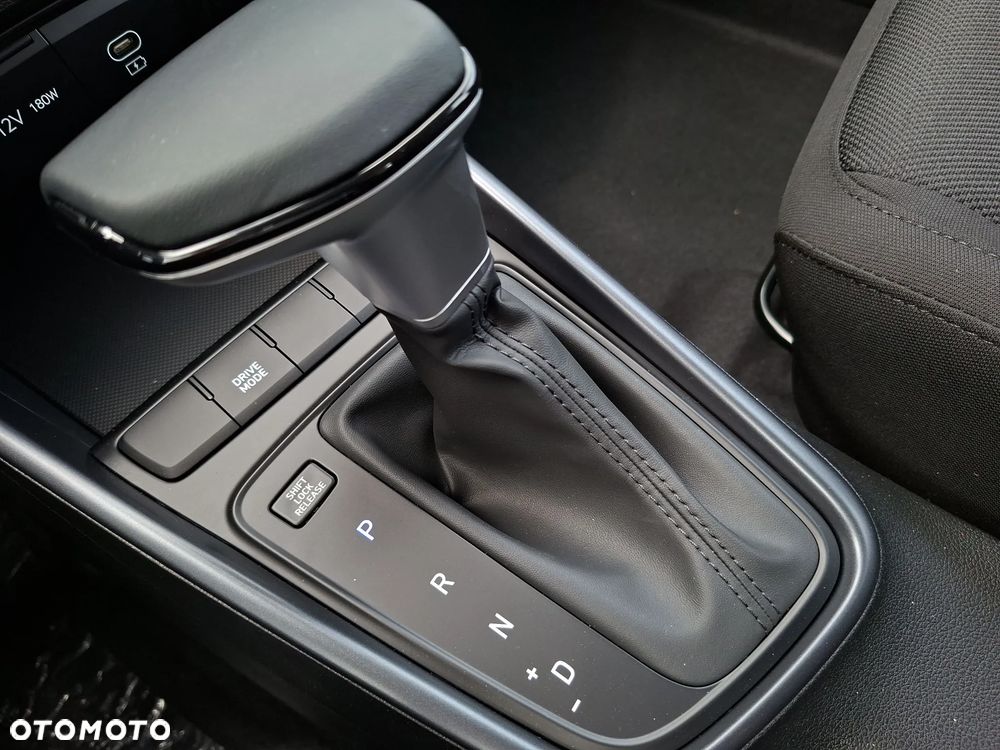 Hyundai i20 1.0 T-GDI Pure DCT - 23