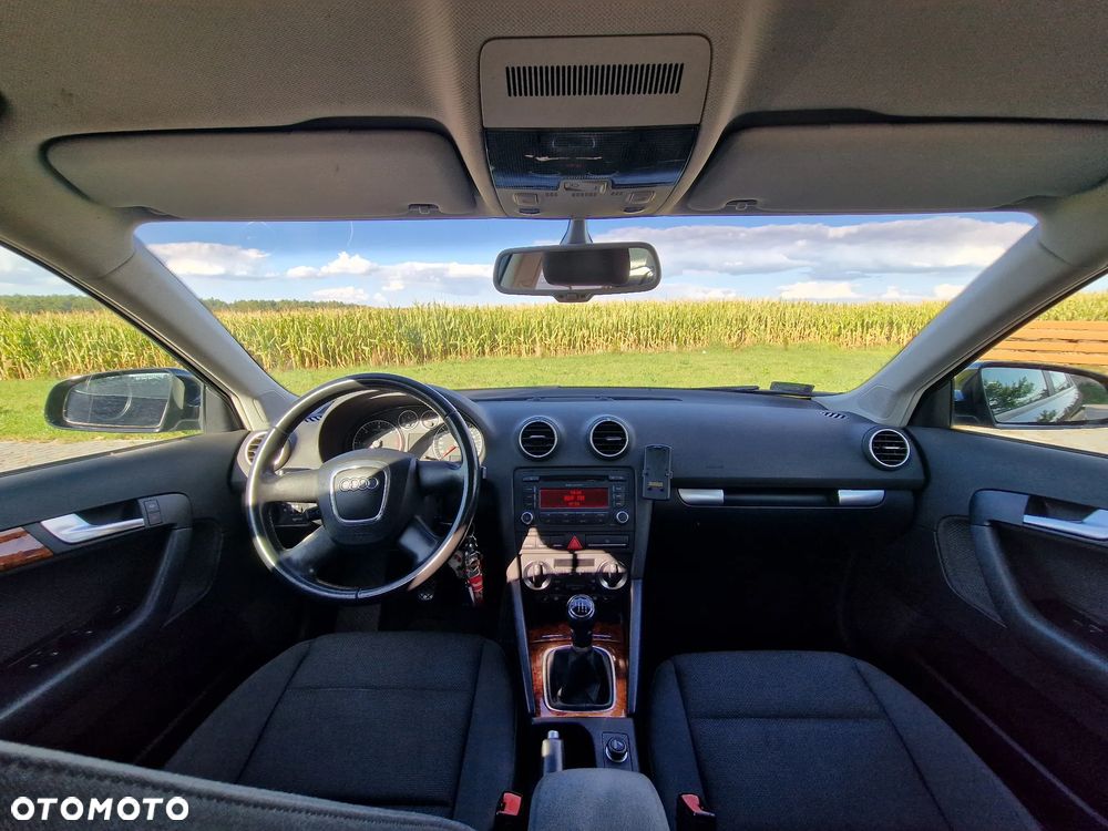 Audi A3 Sportback 2.0 TDI Ambiente - 12