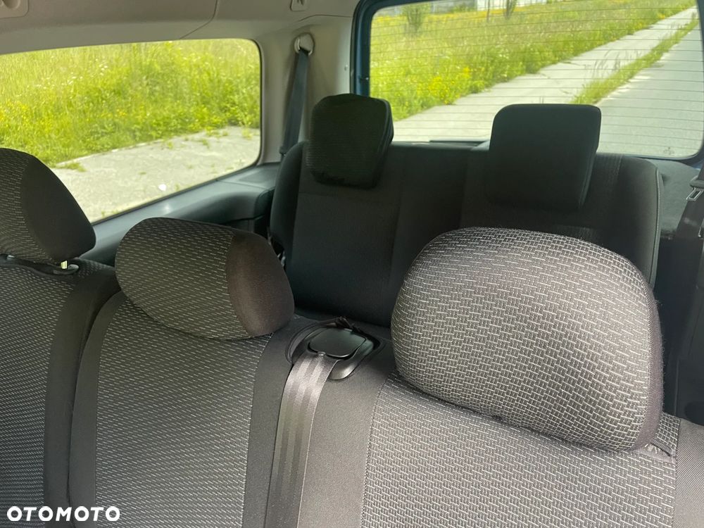 Volkswagen Caddy Maxi 2.0 TDI Comfortline DSG - 8