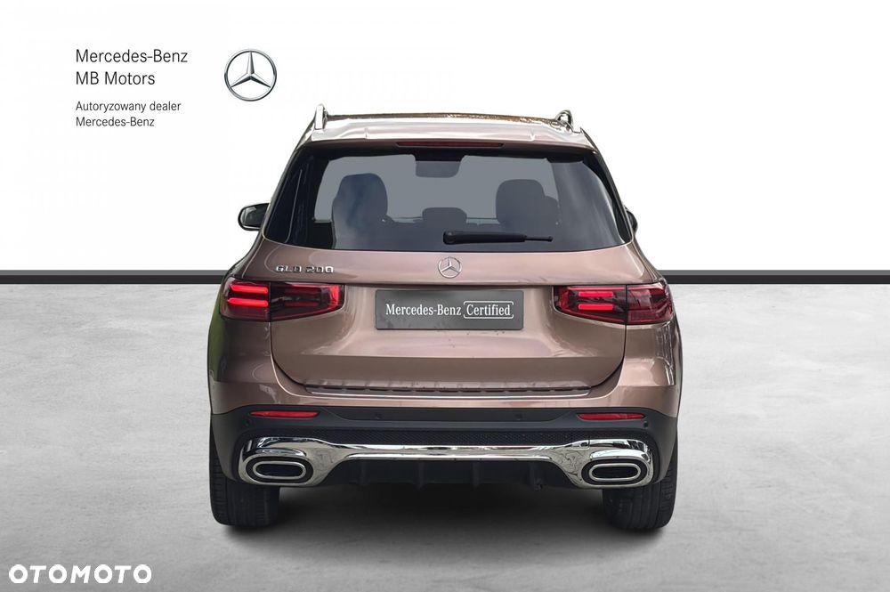 Mercedes-Benz GLB - 4