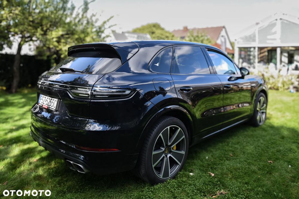 Porsche Cayenne Turbo S E-Hybrid Tiptronic S - 6