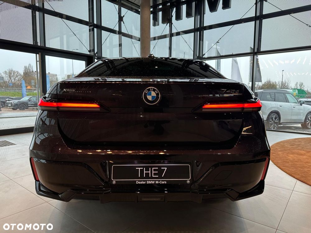BMW Seria 7 - 5