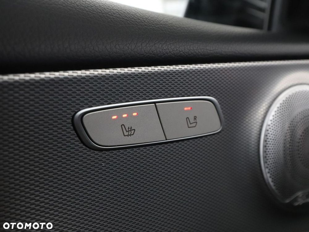 Mercedes-Benz Klasa E 300 de 9G-TRONIC Avantgarde - 37
