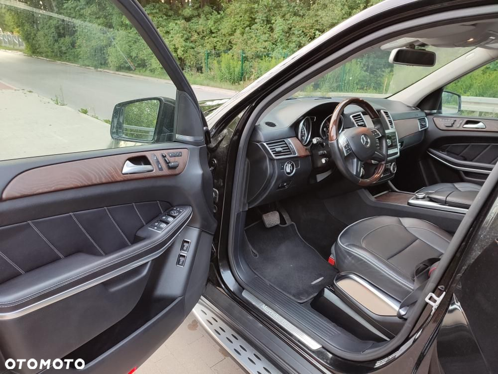 Mercedes-Benz GL 500 4-Matic - 19