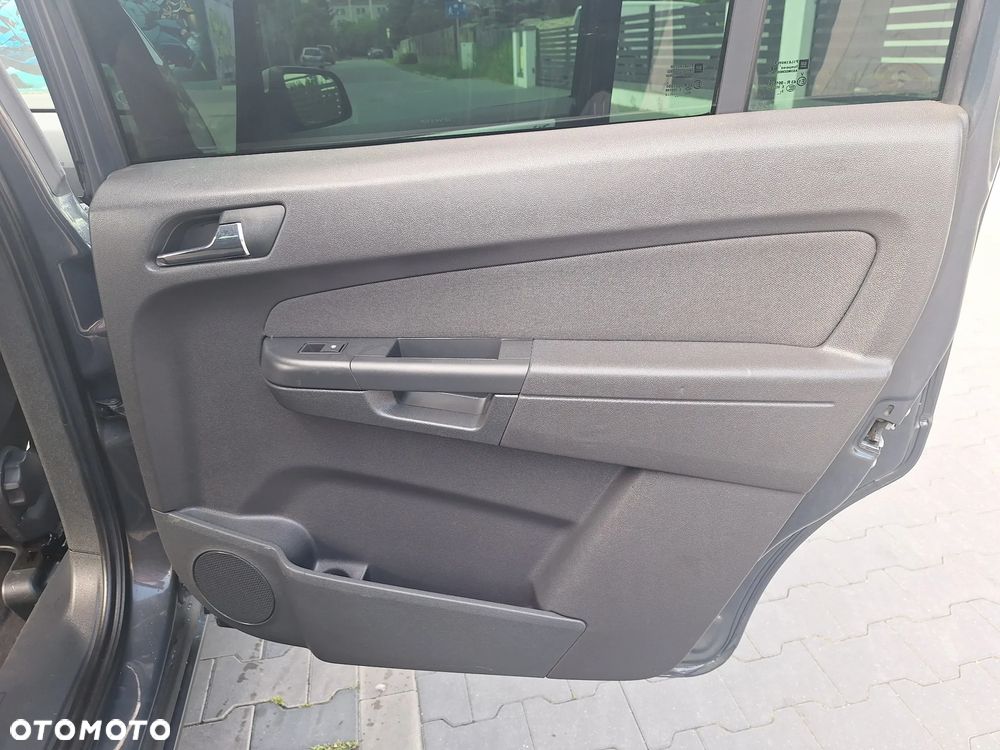 Opel Zafira 1.8 Innovation 110 Jahre - 20