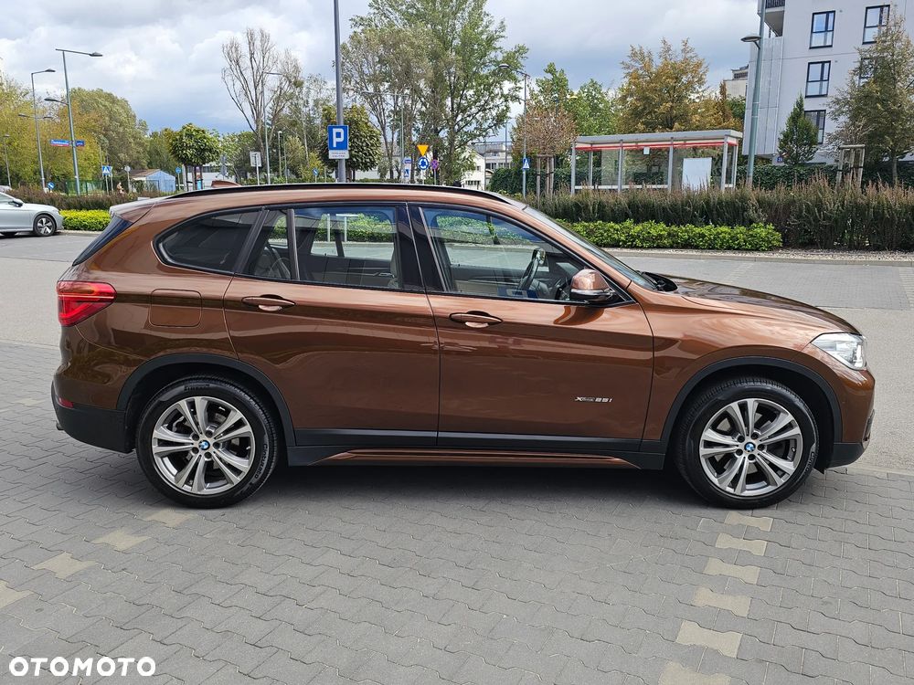 BMW X1 xDrive25i Sport Line - 5