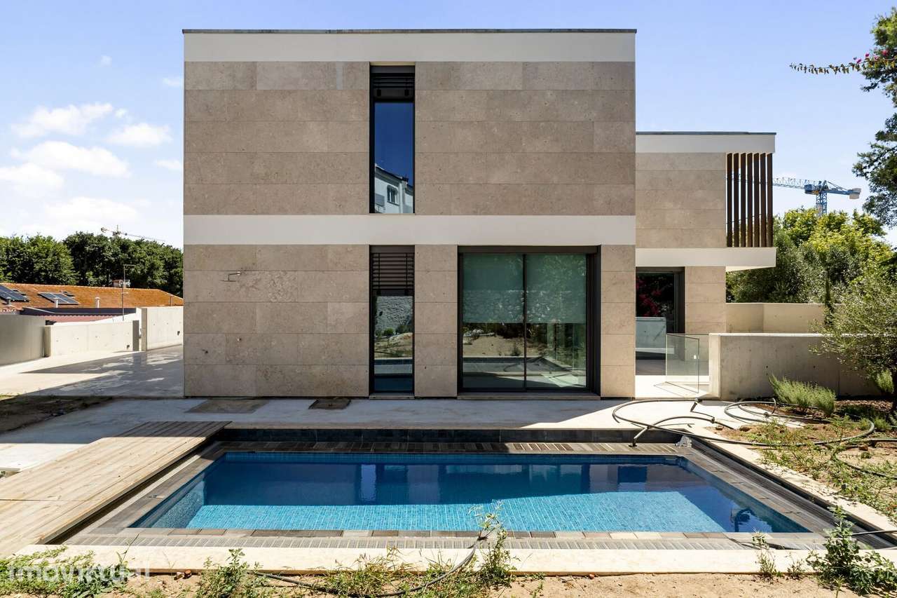 Moradia em Banda T5 com piscina, Centro Cascais, Cascais - Grande imagem: 3/50