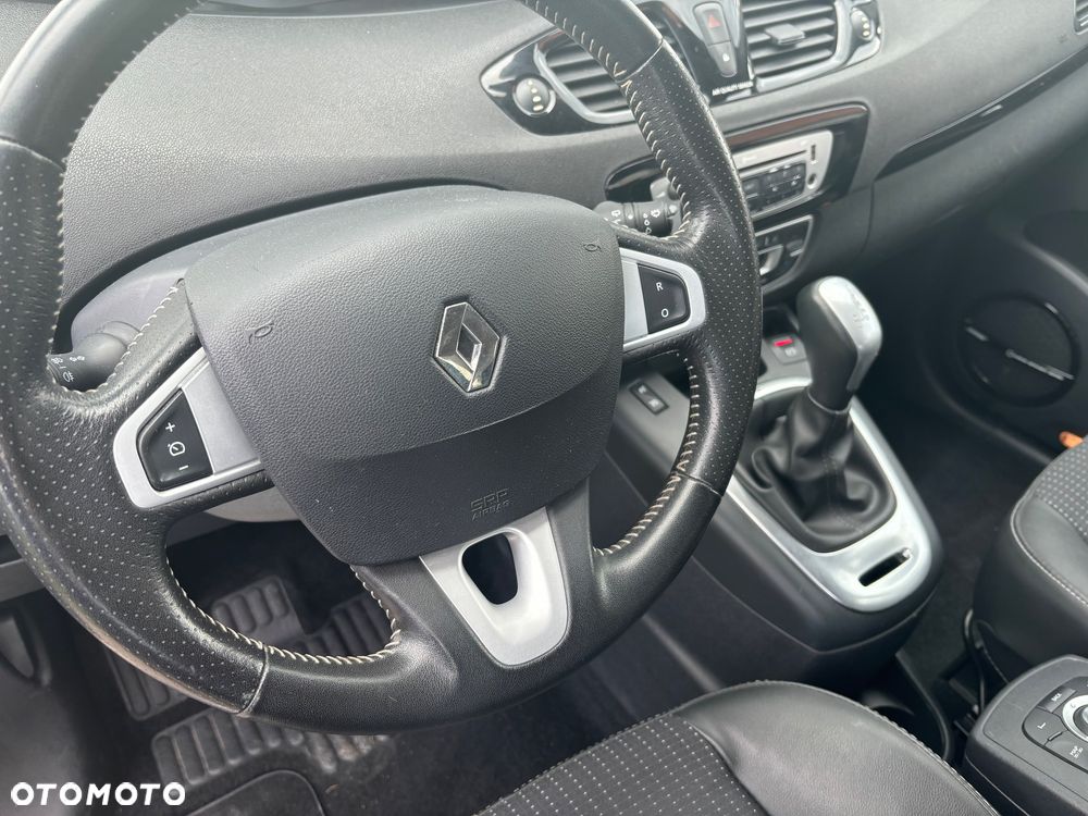 Renault Scenic dCi 110 EDC Bose Edition - 11