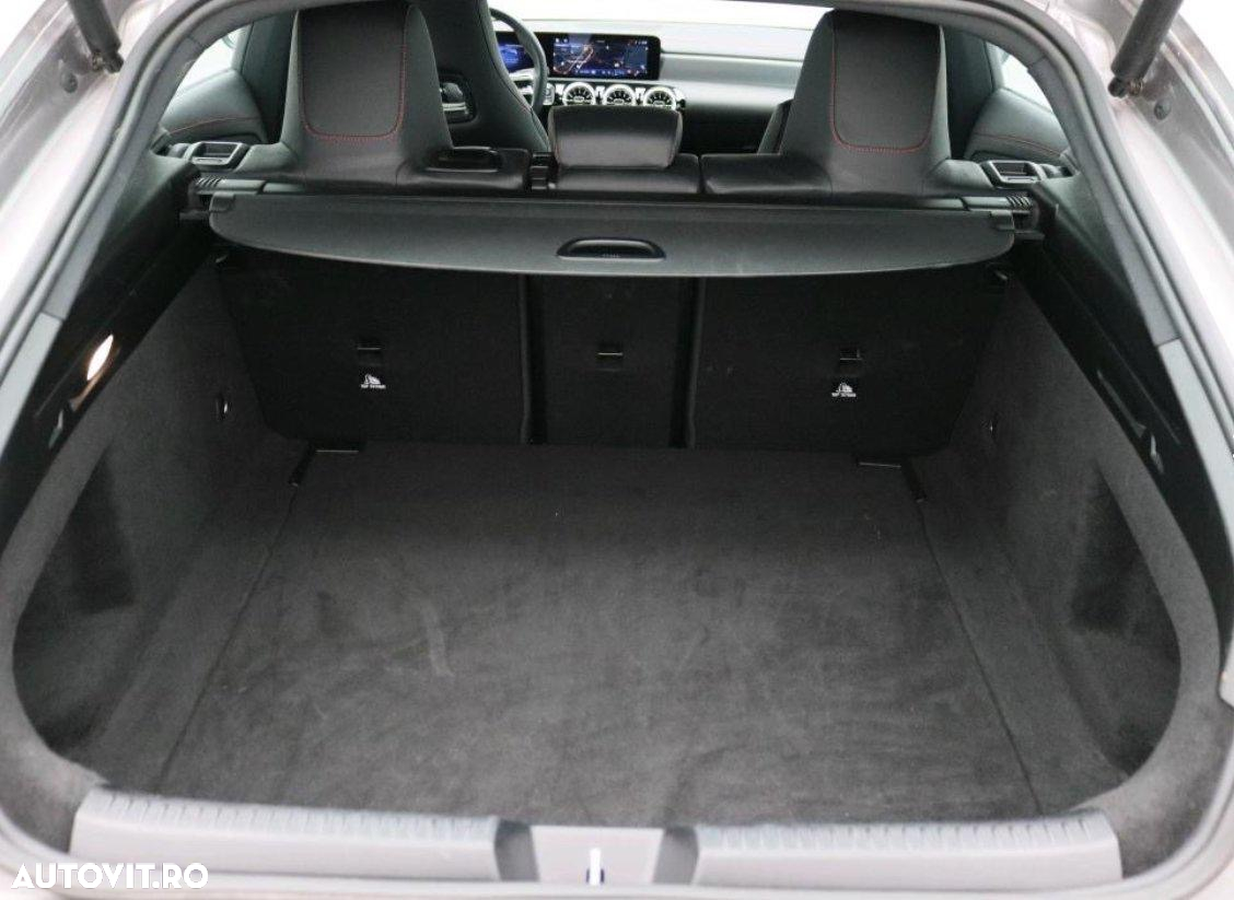 Mercedes-Benz CLA 200 Shooting Brake 7G-DCT AMG Line - 24