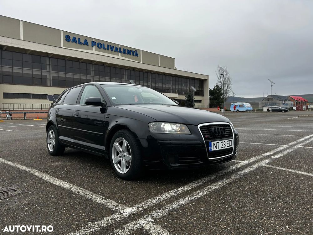 Audi A3 Sportback 2.0 TDI DSG Ambiente Aut - 1
