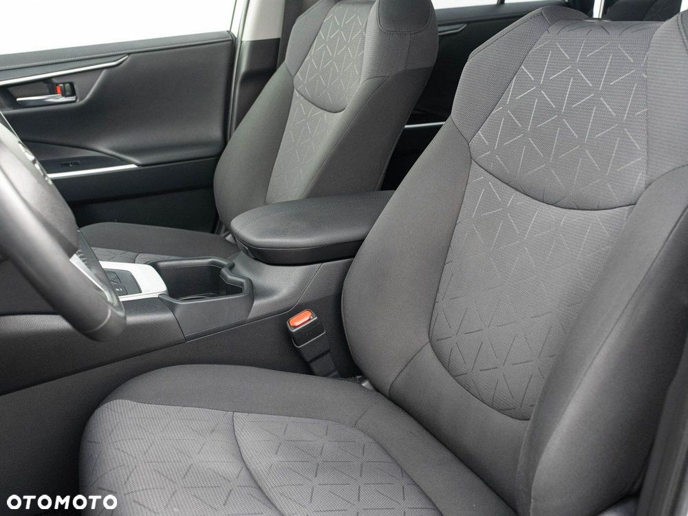 Toyota RAV4 - 12