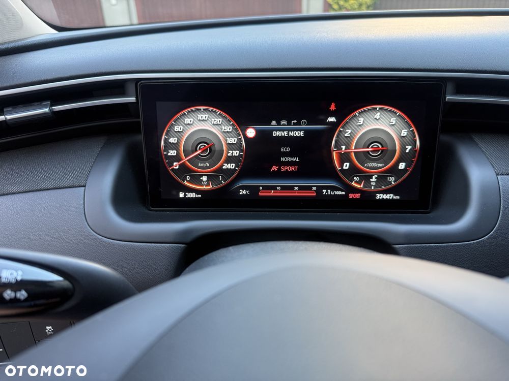 Hyundai Tucson - 4
