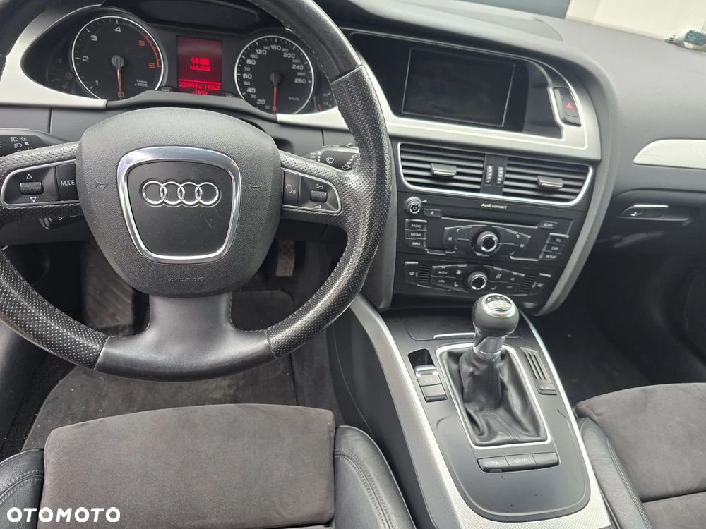 Audi A4 Avant 2.0 TDI DPF Ambiente - 15