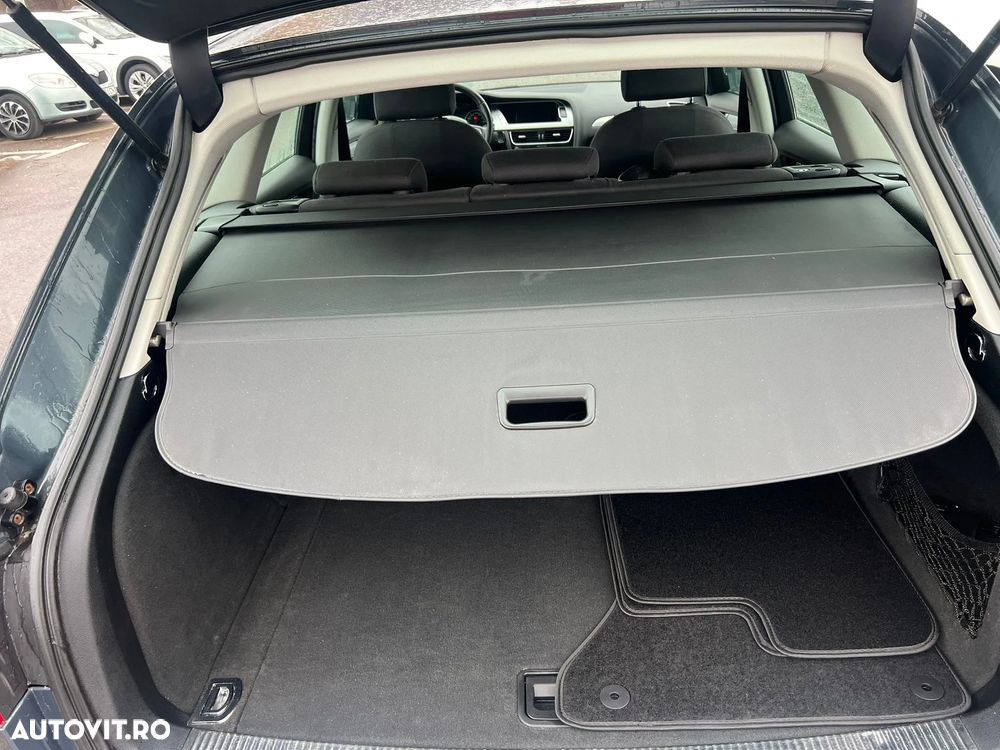 Audi A4 2.0 TDI DPF Attraction - 12