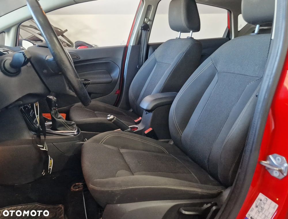 Ford Fiesta - 8
