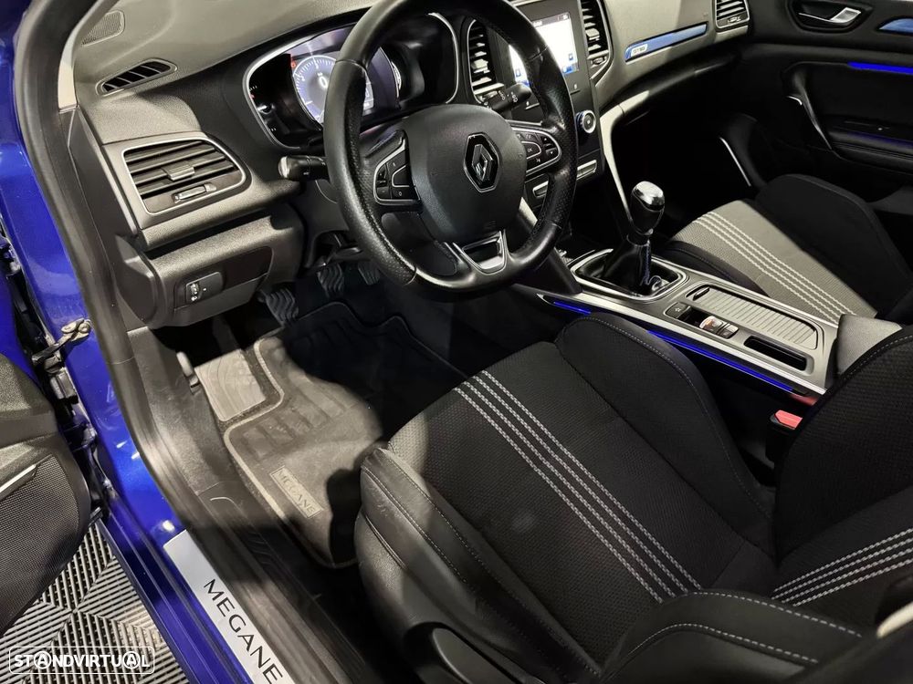 Renault Mégane Sport Tourer 1.5 dCi GT Line - 32