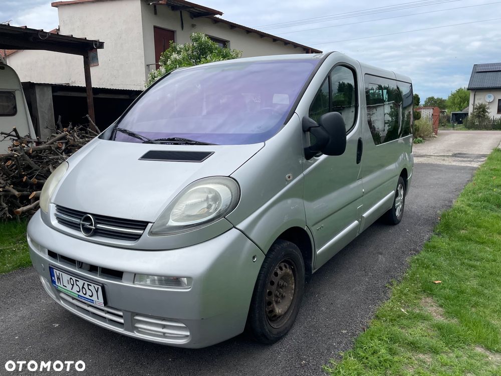 Opel Vivaro - 1