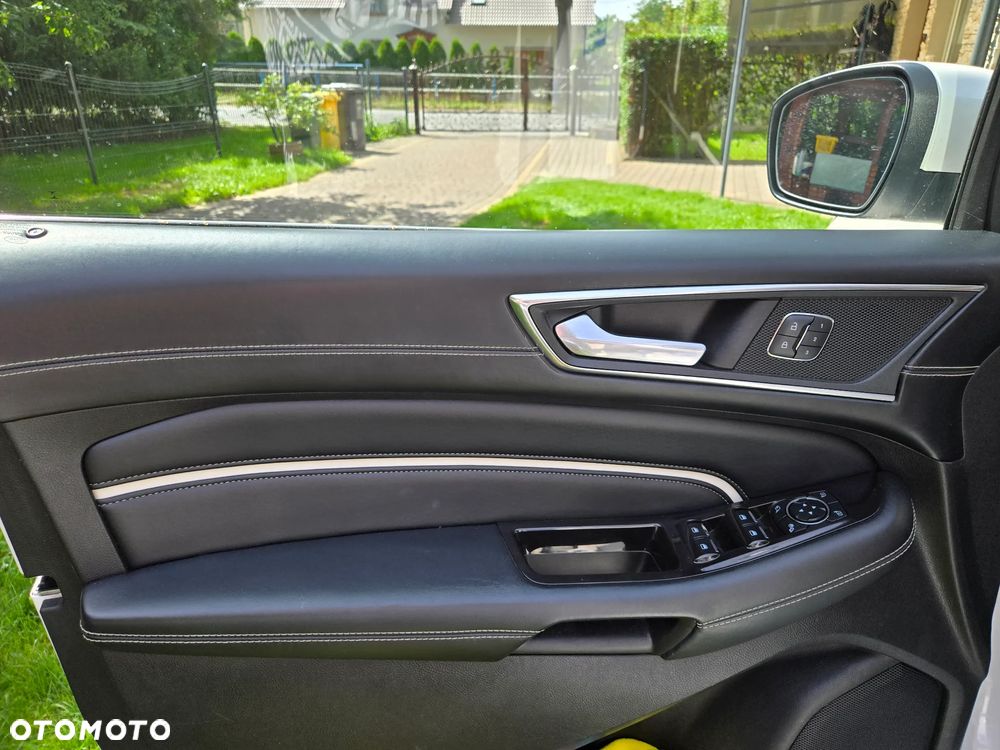 Ford Edge 2.0 TDCi Twin-Turbo 4WD Titanium - 15