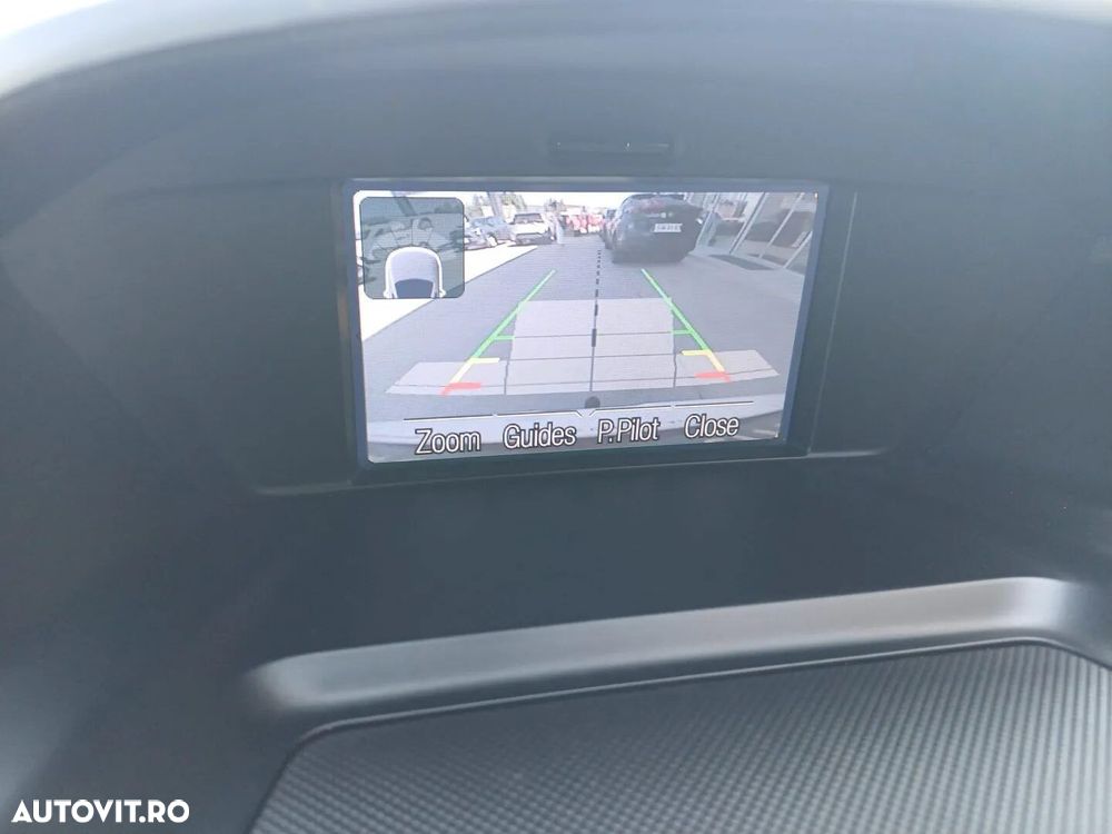 Ford Kuga - 21
