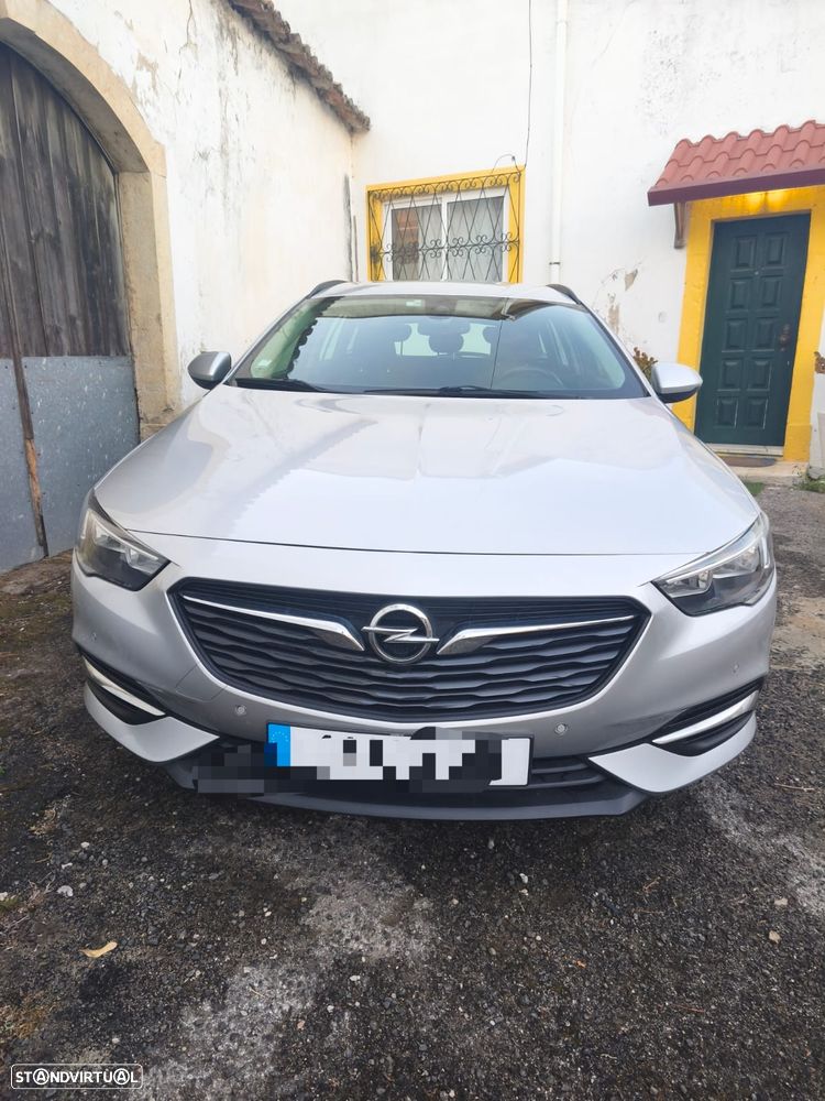 Opel Insignia Sports Tourer - 1