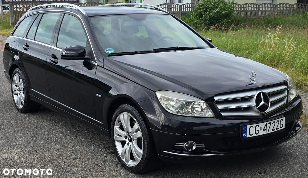 Mercedes-Benz Klasa C 180 CGI BlueEFFICIENCY Avantgarde - 2