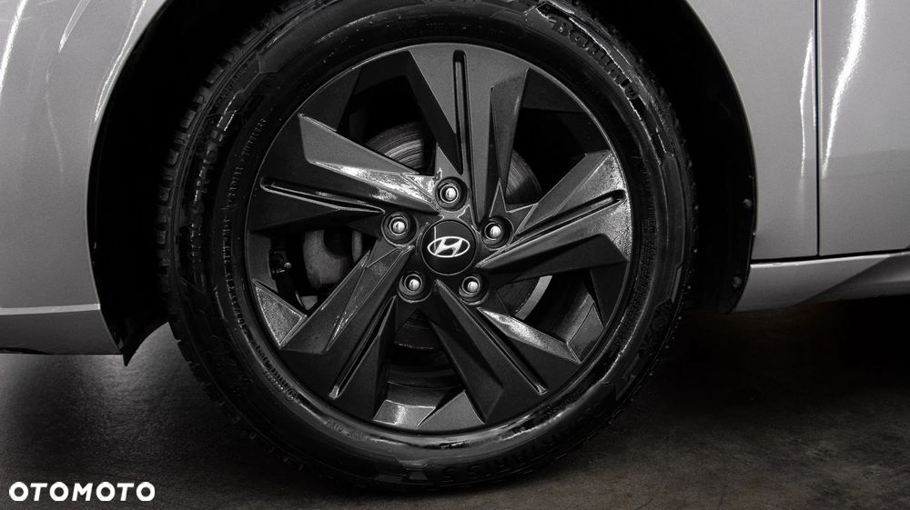 Hyundai Elantra 1.6 Smart - 9