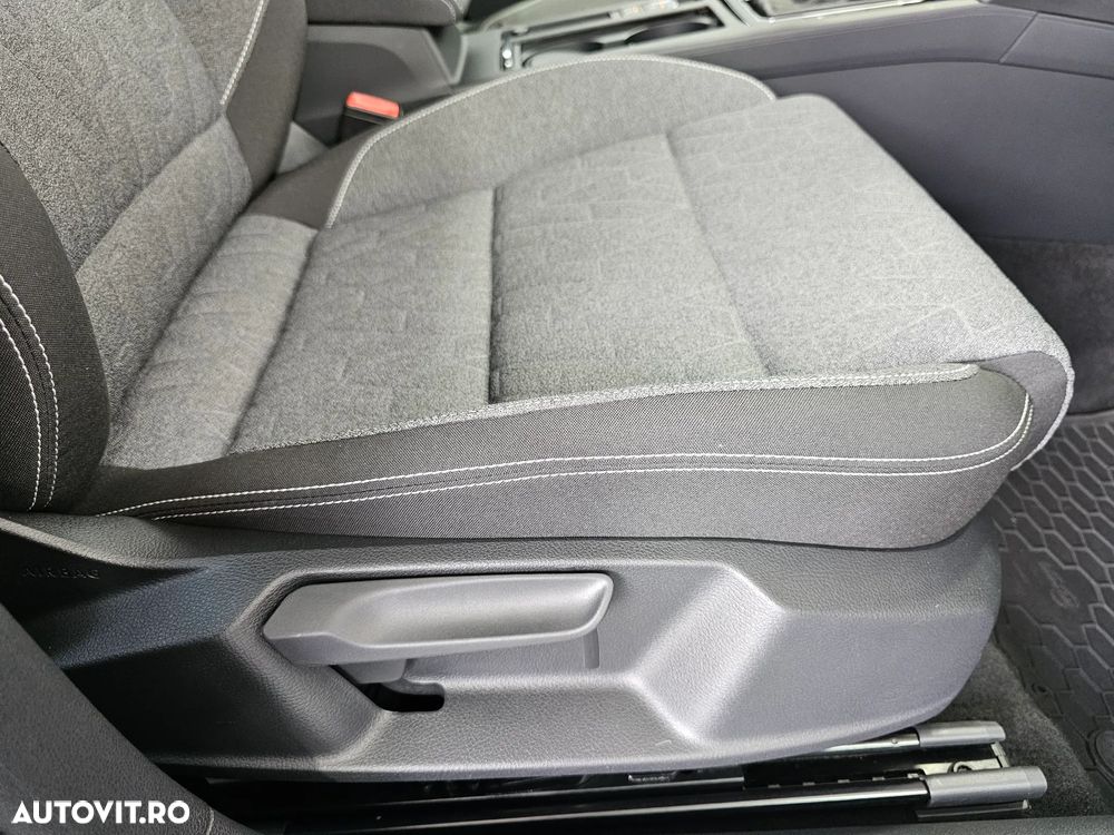Volkswagen Passat 1.5 TSI ACT OPF DSG Comfortline - 24