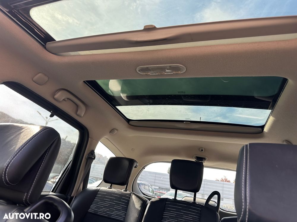 Renault Grand Scenic - 15